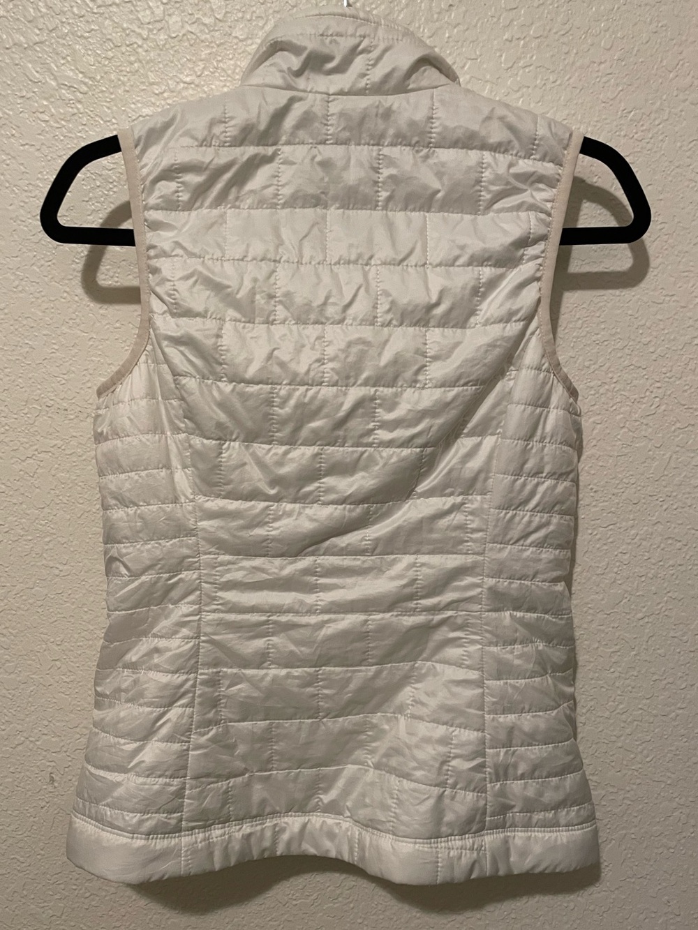 NWOT Patagonia White Quilted Nano Puff Vest - Picture 5 of 5